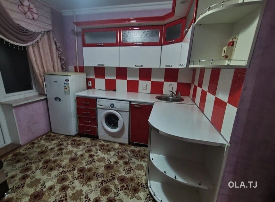 3 комнатная квартира, 2 этаж, 65 м²
