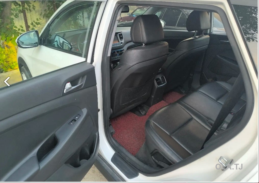 Hyundai Tucson,  2015