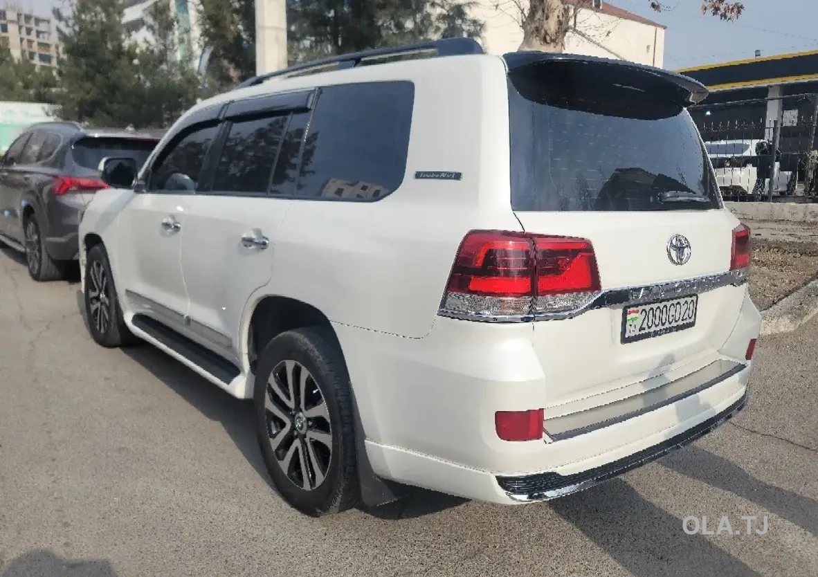 Toyota Land Cruiser,  2013