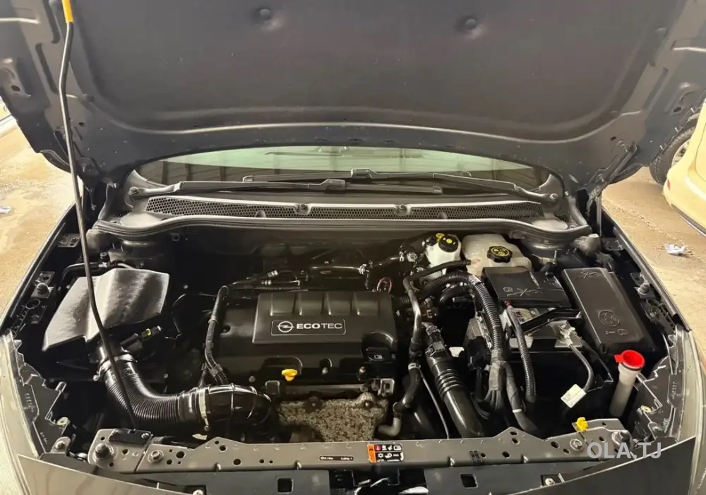 Opel Astra J,  2014