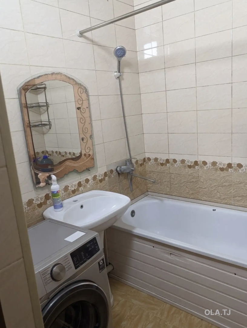3 комнатная квартира, 4 этаж, 74 м²