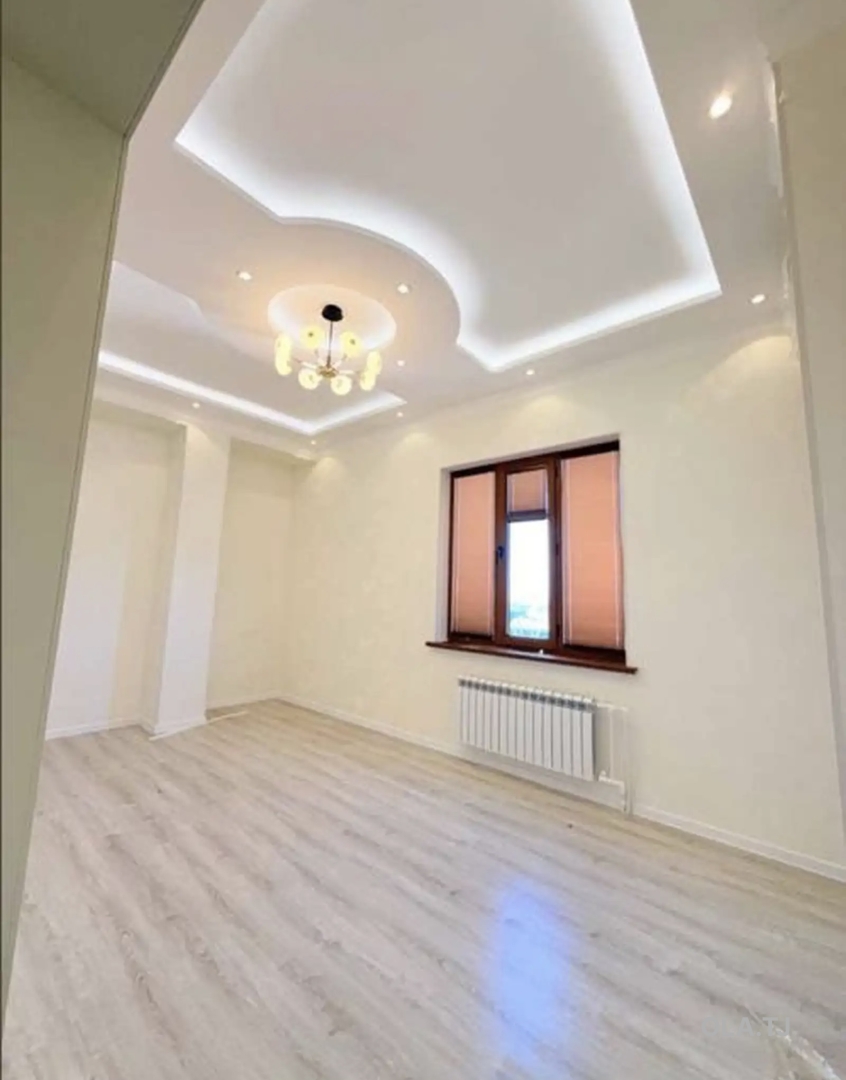 3 комнатная квартира, 20 этаж, 160 м²