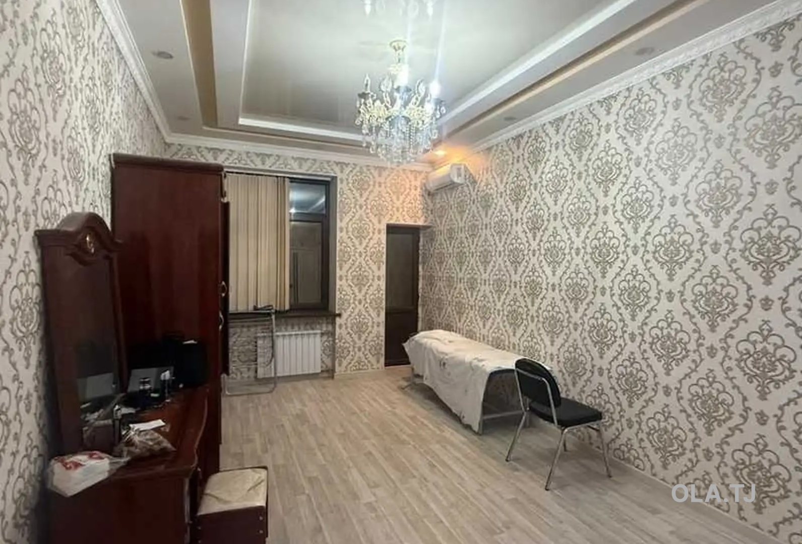 3 комнатная квартира, 13 этаж, 100 м²