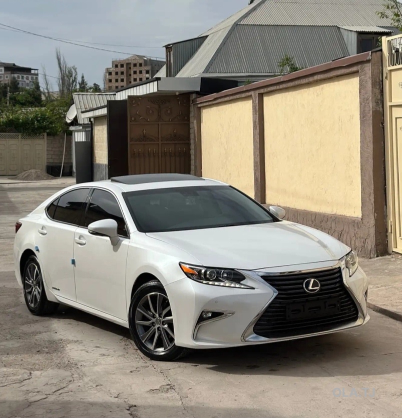 Lexus ES,  2017