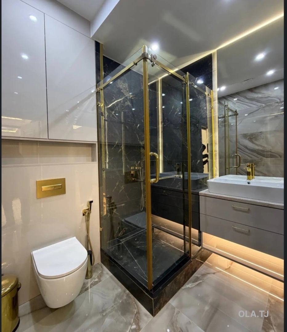 3 комнатная квартира, 14 этаж, 102 м²