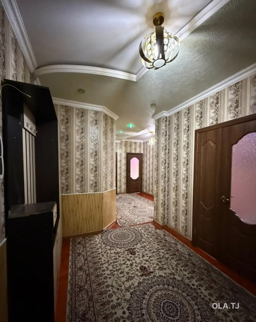 3 комнатная квартира, 3 этаж, 100 м²