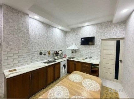 3 комнатная квартира, 1 этаж, 76 м²