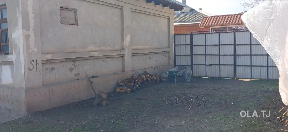 Дом (хавли), 8 комнат, 1 эт