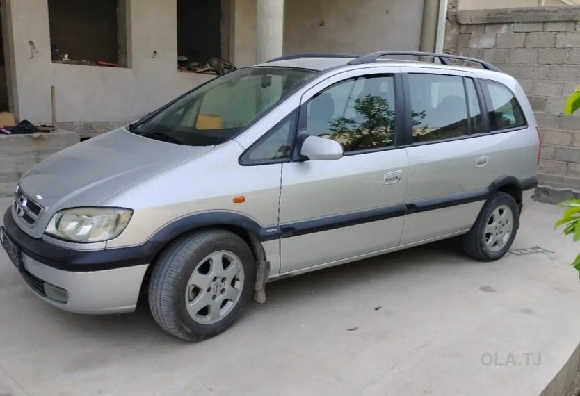 Opel Zafira,  2001