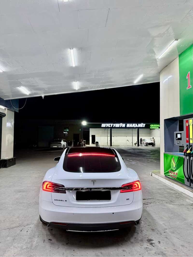 Tesla S6,  2015