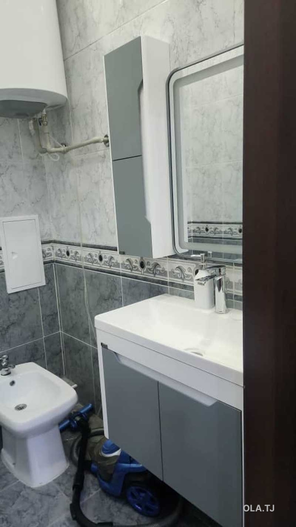 2 комнатная квартира, 10 этаж, 100 м²