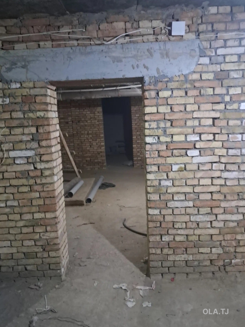 Офис в аренду, В бизнес-центре, 250 м²