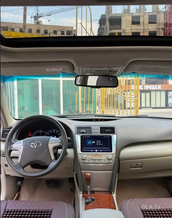 Toyota Camry,  2011