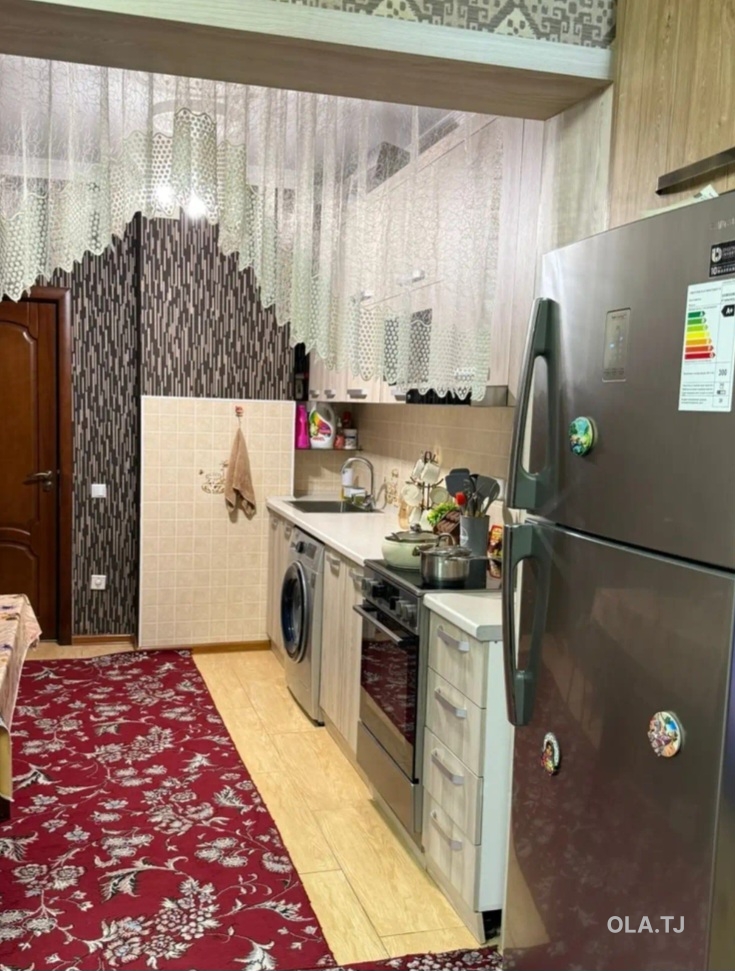 4 комнатная квартира, 6, 110 м²