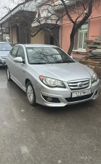 Hyundai Avante,  2010