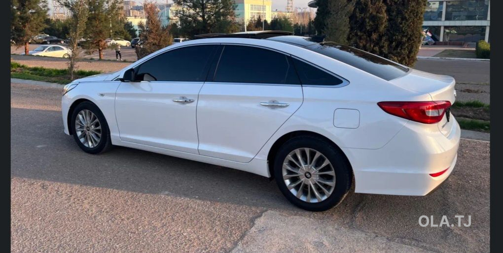 Hyundai Sonata,  2015