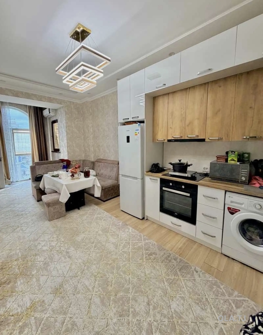 3 комнатная квартира, 14 этаж, 120 м²