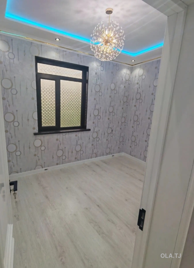 6 комнатная квартира, 2 этаж, 190 м²