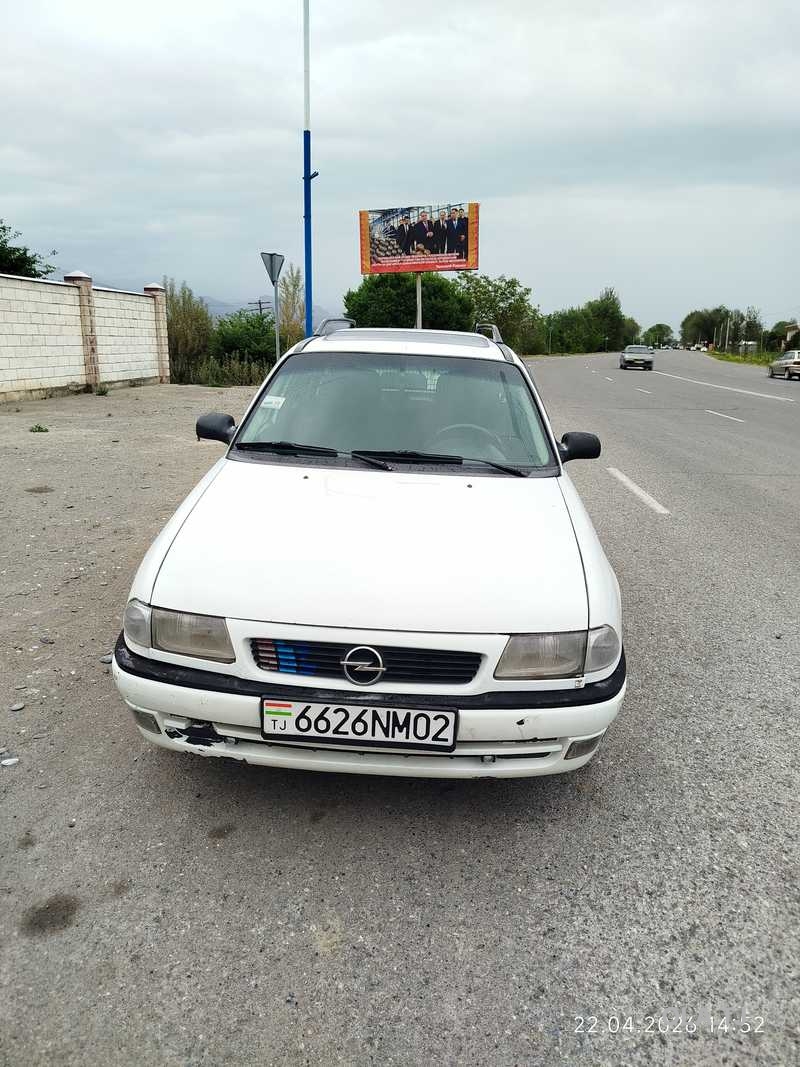 Opel Astra F,  1996