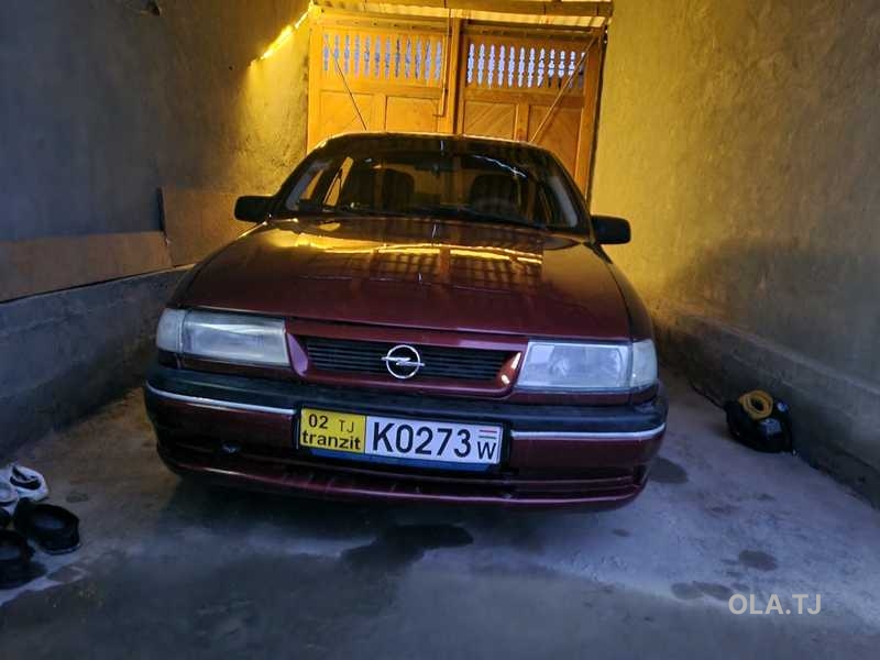 Opel Vectra A,  1995