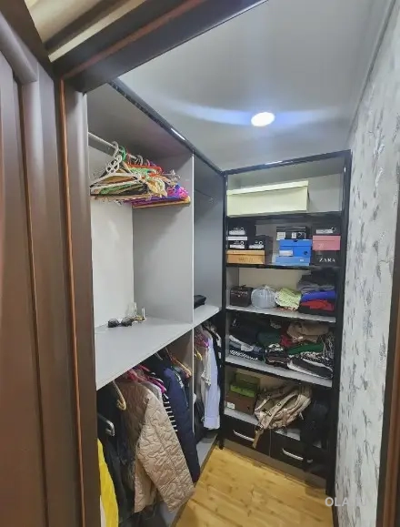 4 комнатная квартира, 2 этаж, 81 м²