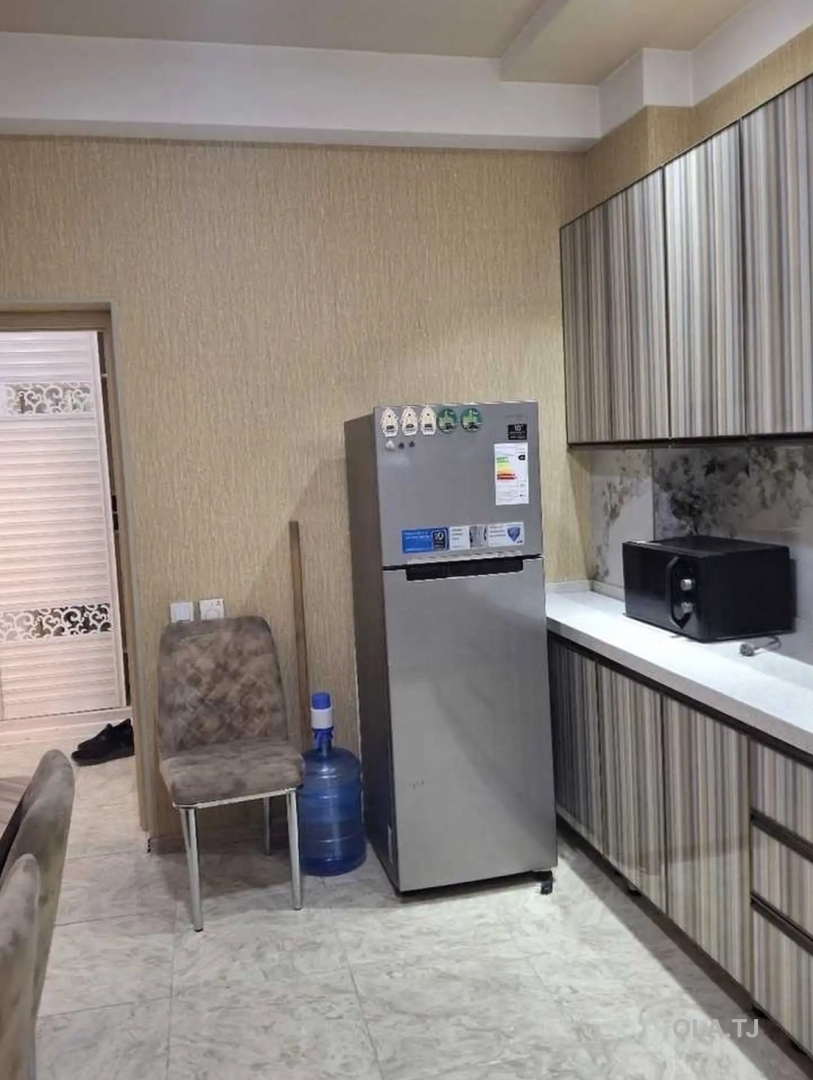3 комнатная квартира, 2 этаж, 89 м²
