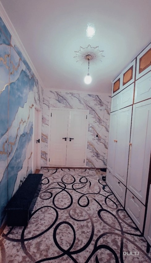 3 комнатная квартира, 9 этаж, 80 м²