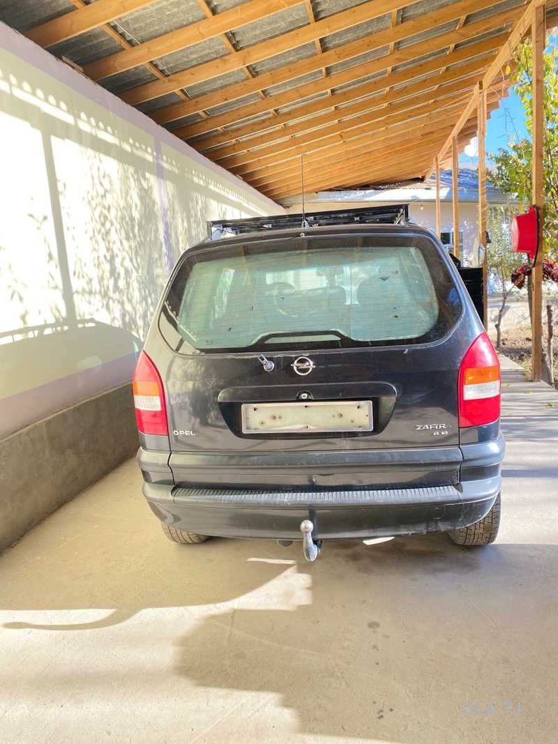 SsangYong Zafira,  2000