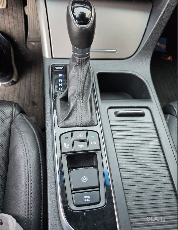 Hyundai Sonata,  2016