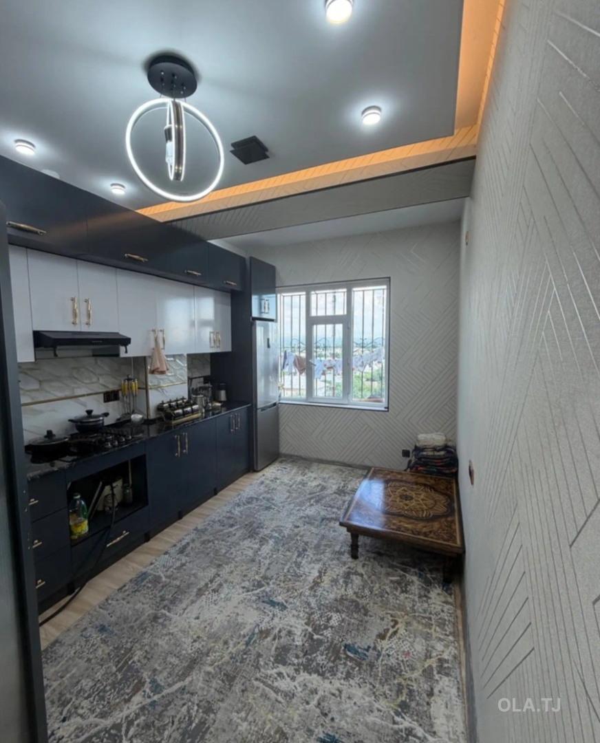 4 комнатная квартира, 5, 100 м²