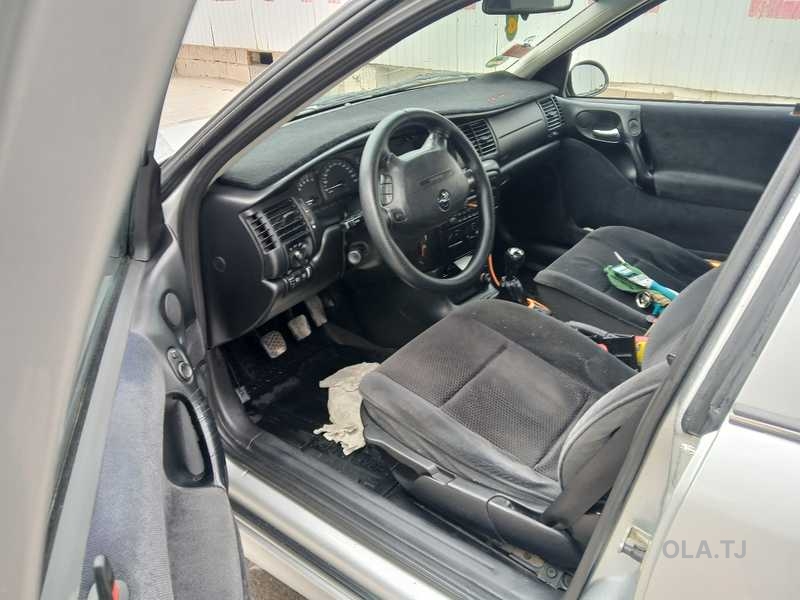 Opel Vectra B,  2002