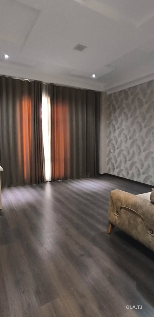 Здание, 2500м², Сино, Политехникум