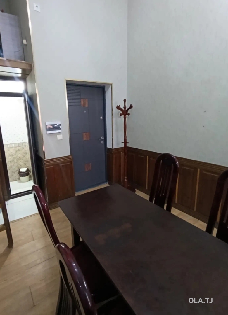 Офис в аренду, В бизнес-центре, 15 м²