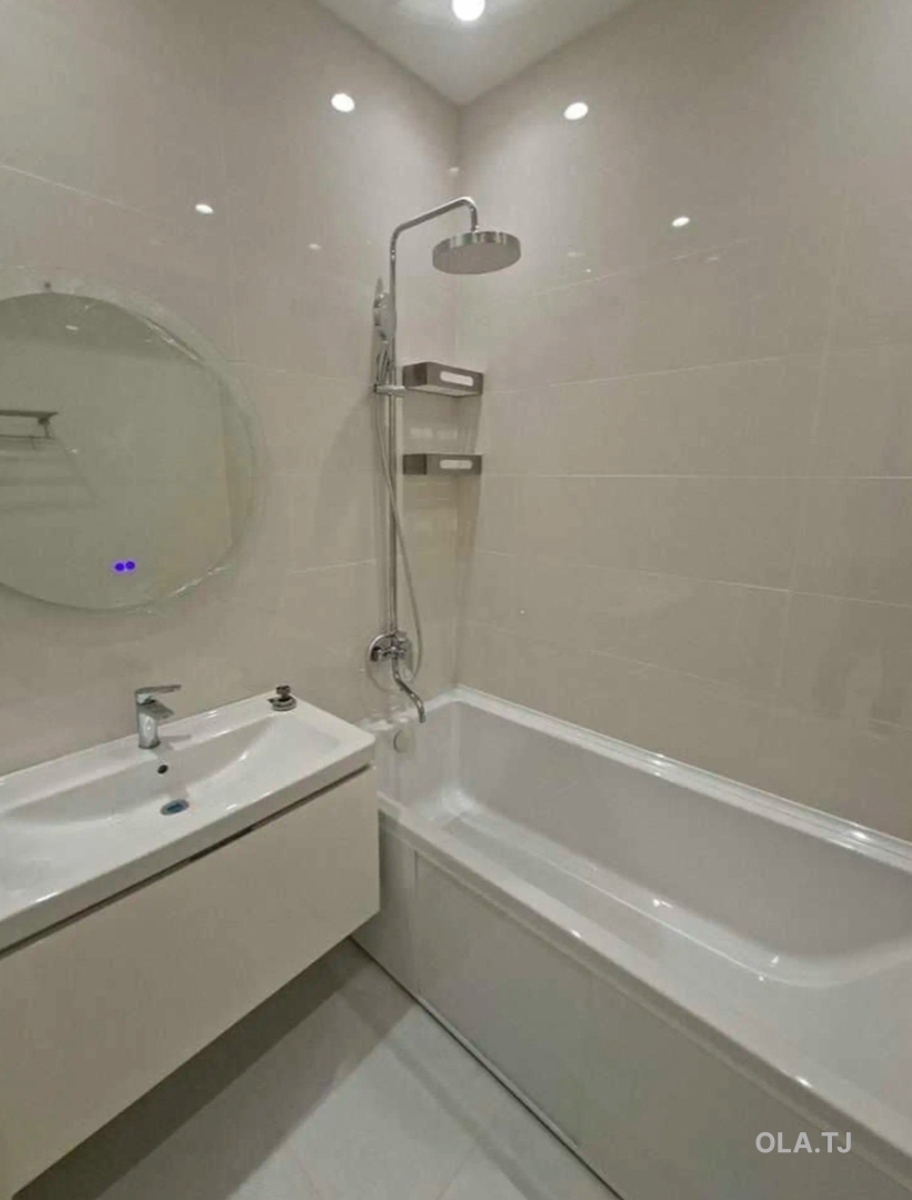 6 комнатная квартира, 8 этаж, 190 м²