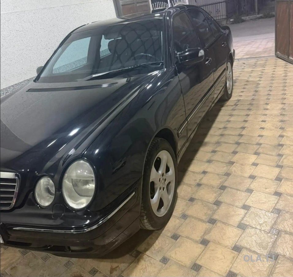 Mercedes-Benz E-Класс,  2002