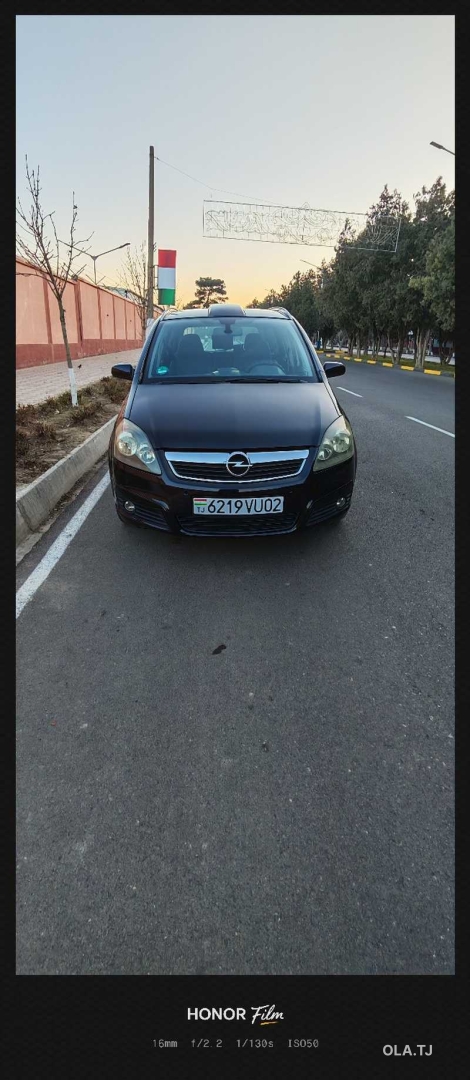 Opel Zafira,  2006