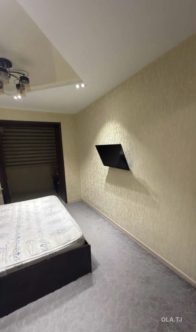 3 комнатная квартира, 1 этаж, 76 м²