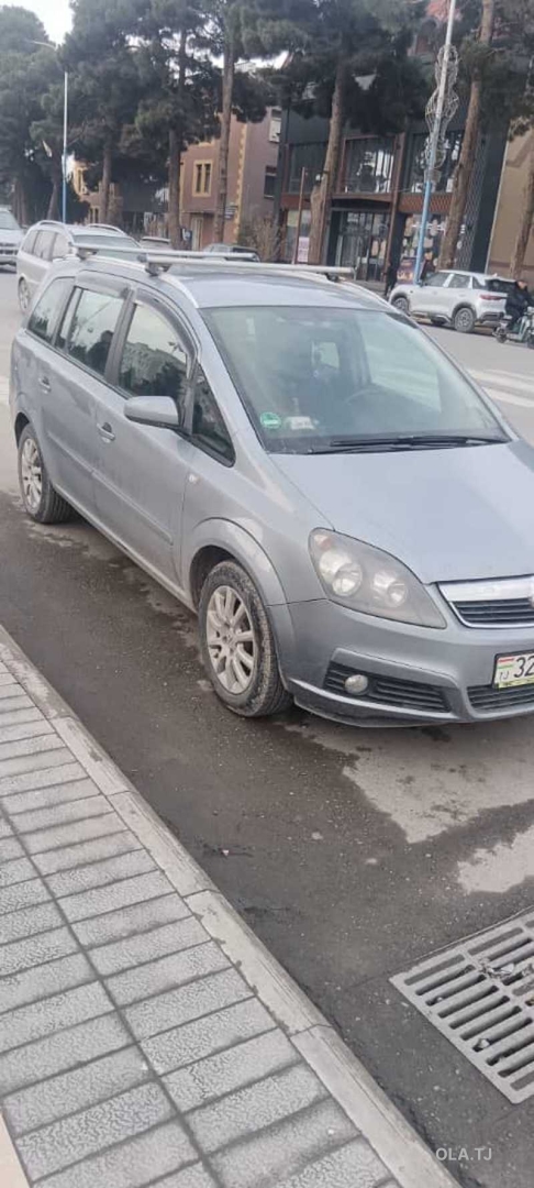 Opel Zafira,  2008