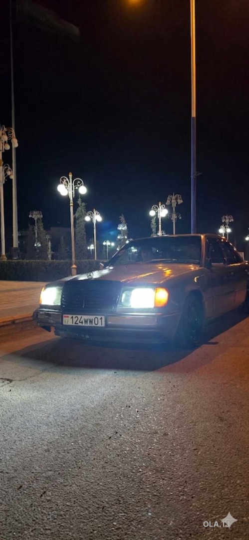 Mercedes-Benz W124,  1992