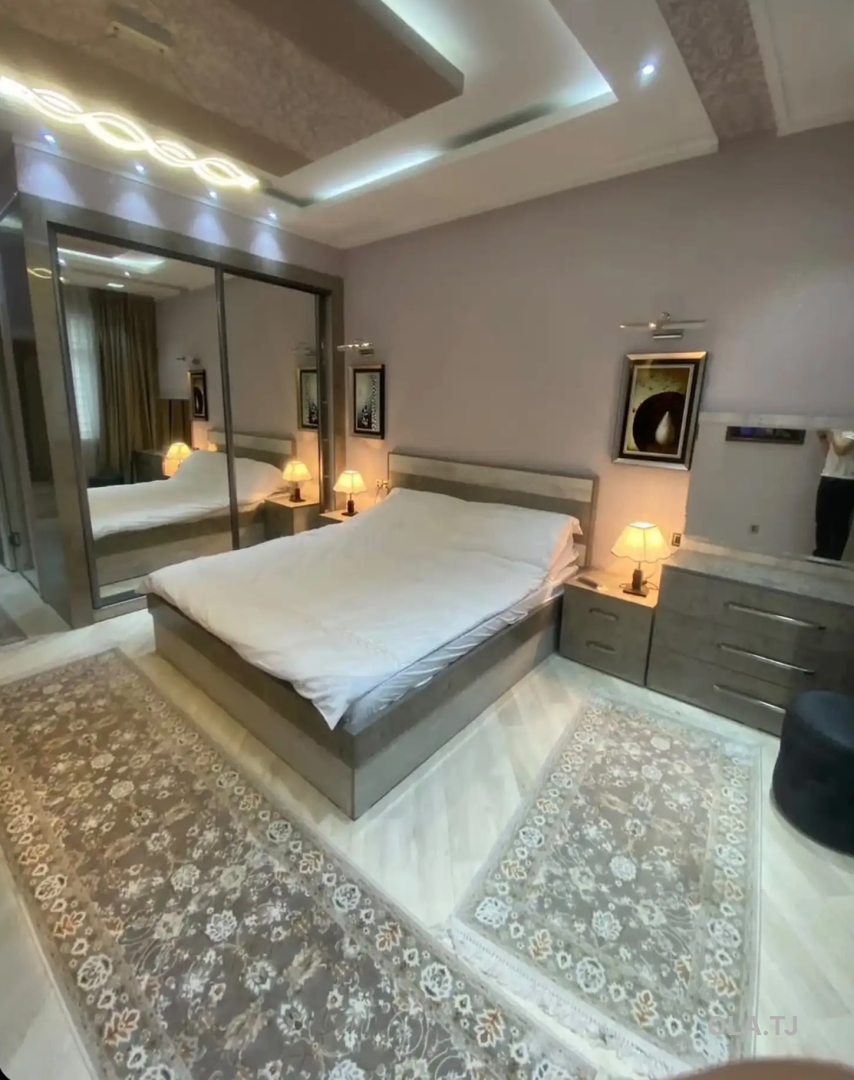 2 комнатная квартира, 9 этаж, 200 м²