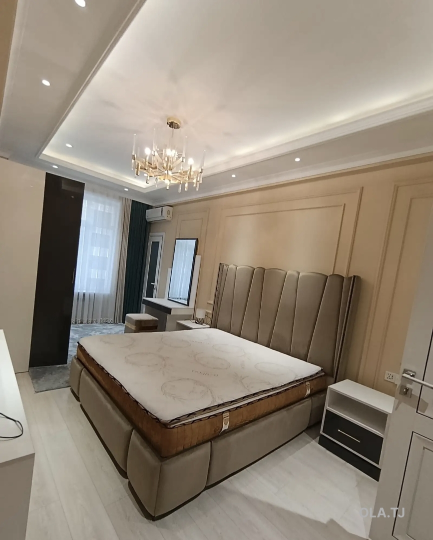3 комнатная квартира, 4 этаж, 120 м²
