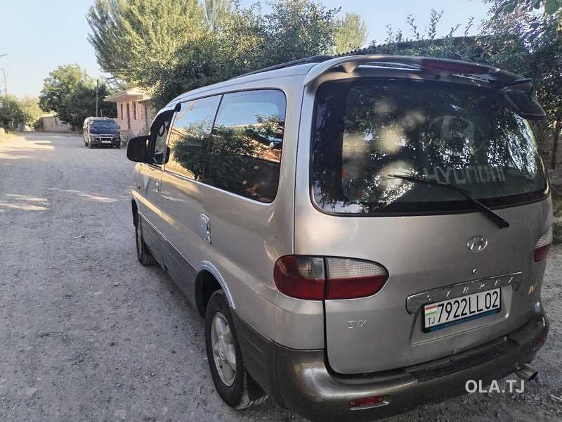 Микроавтобус Hyundai Starex, 2001
