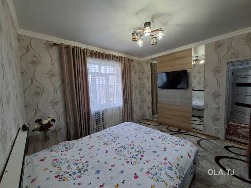 3 комнатная квартира, 4 этаж, 80 м²