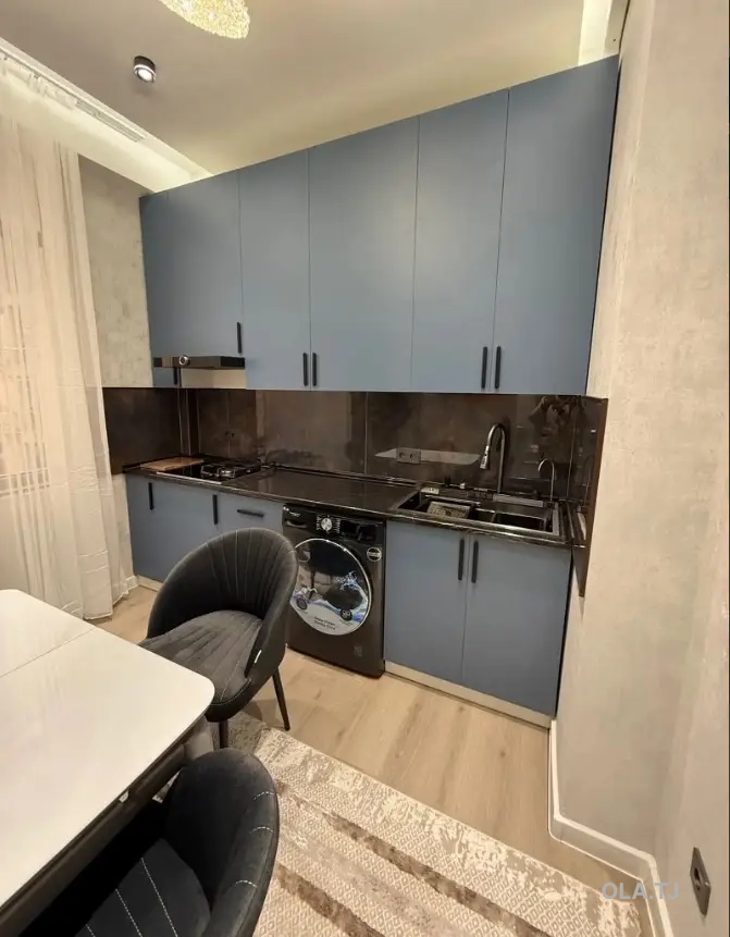 2 комнатная квартира, 10/, 92 м²