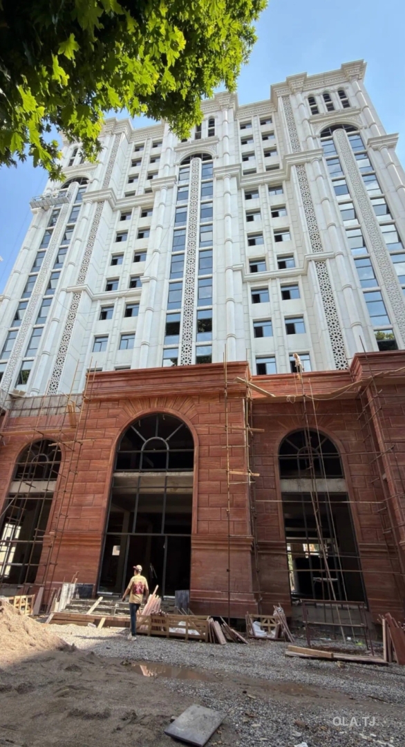 4 комнатная квартира, 14, 154 м²