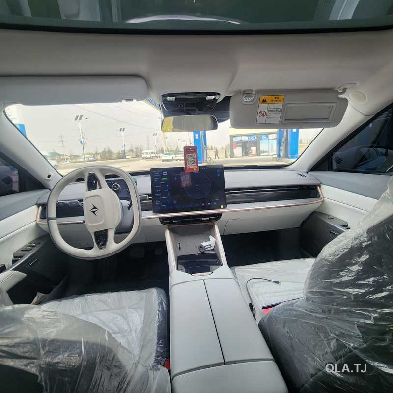 Dongfeng Aeolus E70,  2024