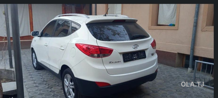 Hyundai Tucson,  2010