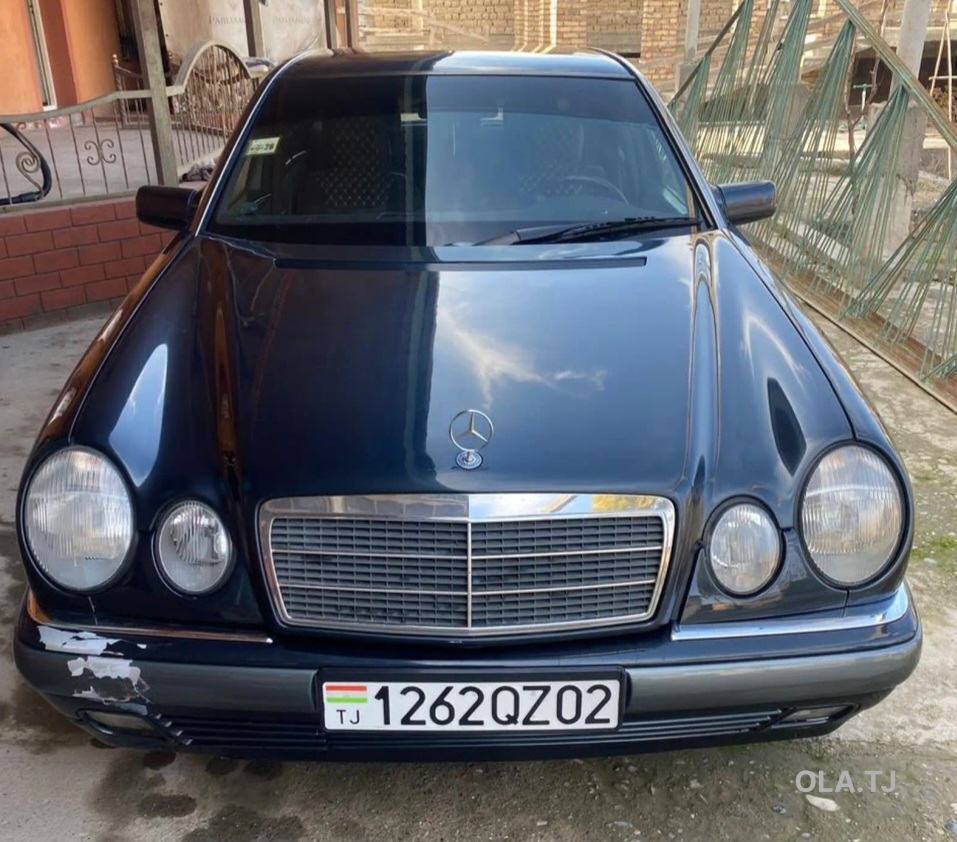 Mercedes-Benz E-Класс,  1995