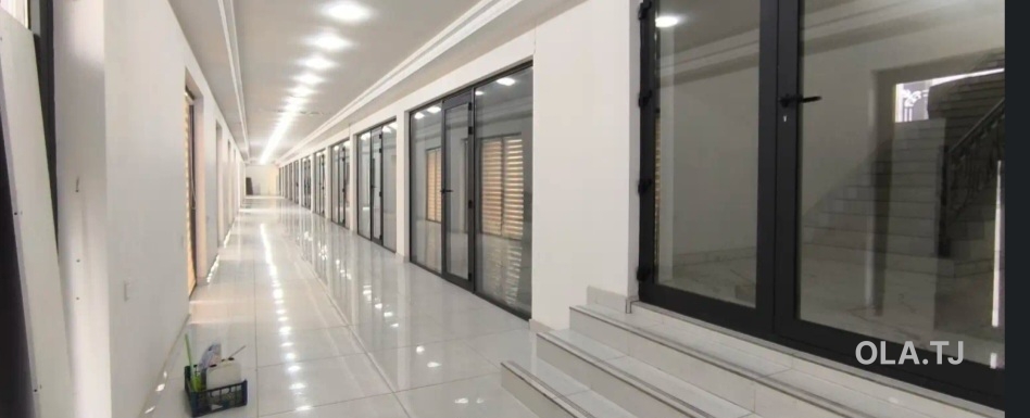 Здание, 2500м², Сино, Политехникум