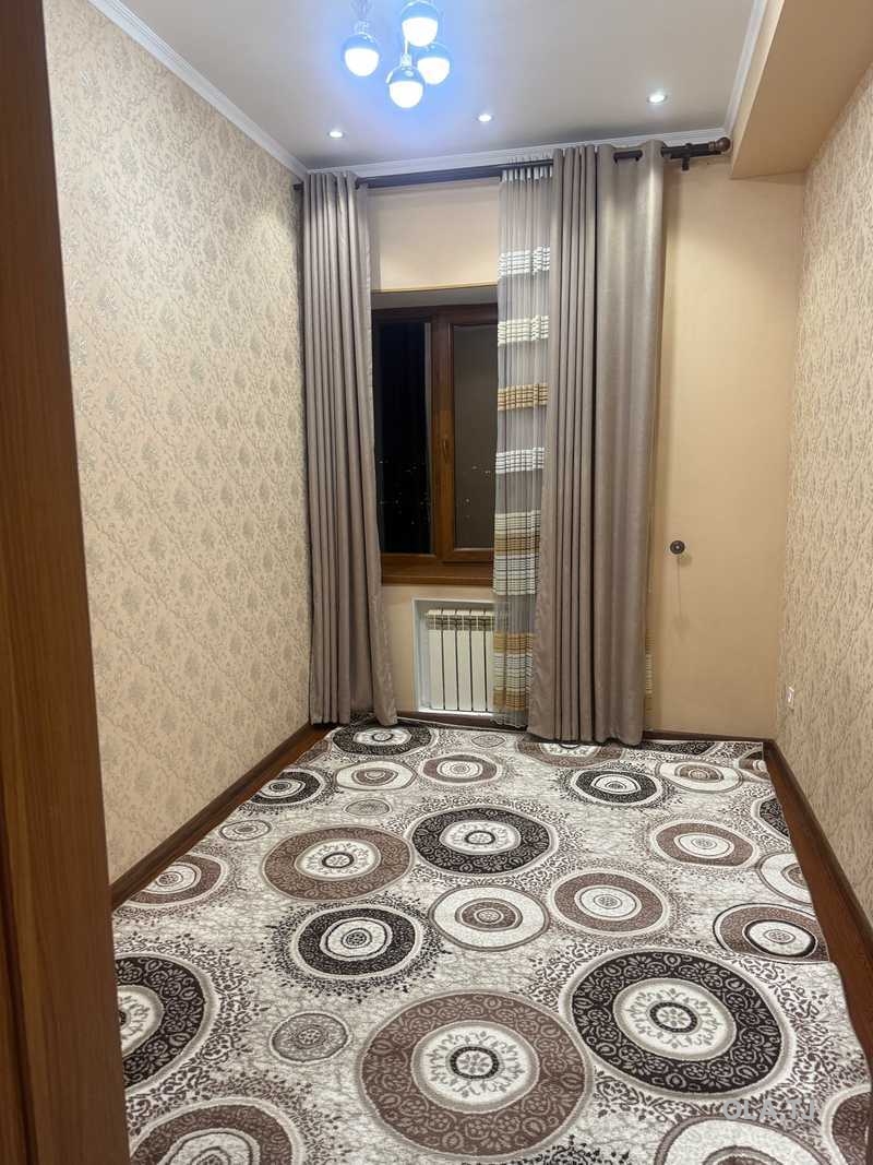 3 комнатная квартира, 8 этаж, 78 м²